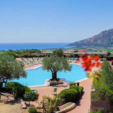 Fruit Village Squillace Porto Rhoca فندق كوبانيلو